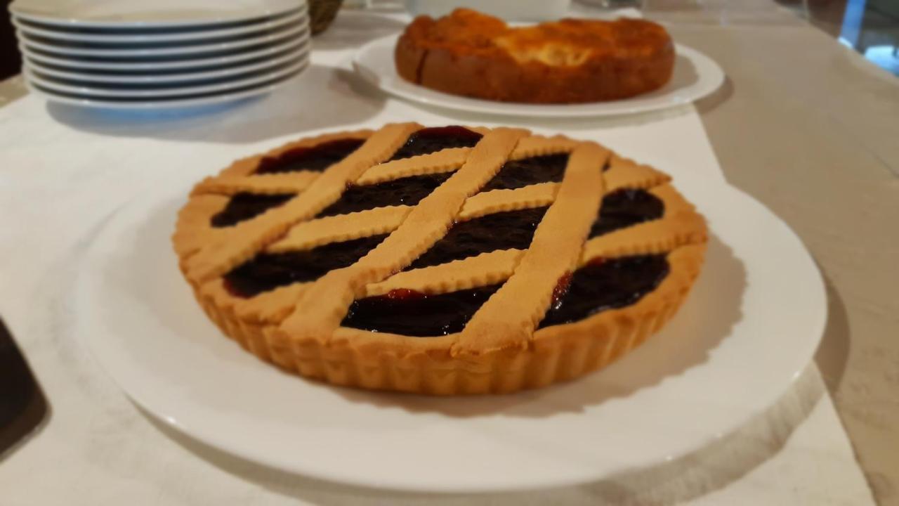 La Locanda Nel Frutteto Rovereto sulla Secchia Luaran gambar